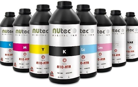 NUtec Digital Ink lansează cerneală UV cu vâscozitate scăzută pentru capetele de imprimare Epson. Dezvoltatorul și producătorul de cerneală, NUtec Digital Ink a anunțat recent lansarea celei mai recente inovații UV, cerneala Ruby R10-RTR cu vâscozitate scăzută pentru capete de imprimare Epson.