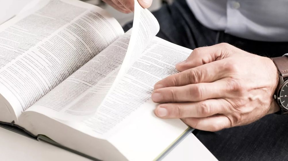 Thin Leaf de la Pretore, hârtia subțire care redefinește Imprimarea sustenabilă. O nouă eră pentru publicațiile de înaltă calitate