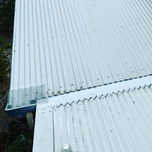 Roof & Gutter Repair