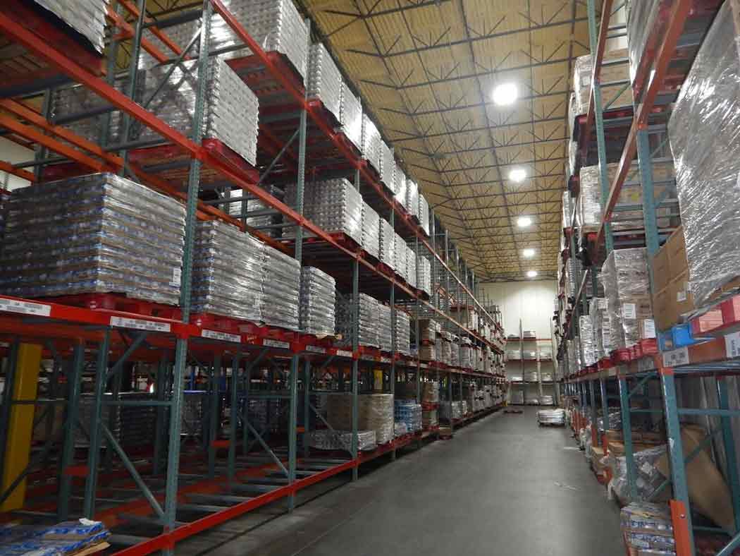 Serivces of Warehouse — Availalble Pallets Racks in Warehouse in Grand Prairie, TX