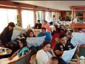 Couples coaching workshop—partners reviewing vision maps during an indoor session