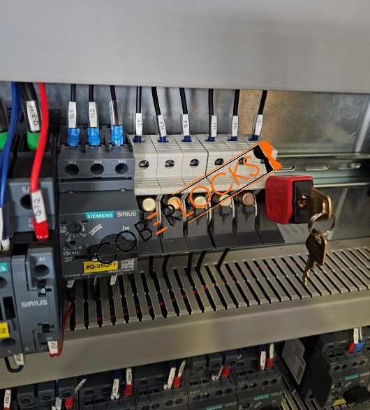 sezionatore porta fusibile siemens italweber abb anti chiusura
