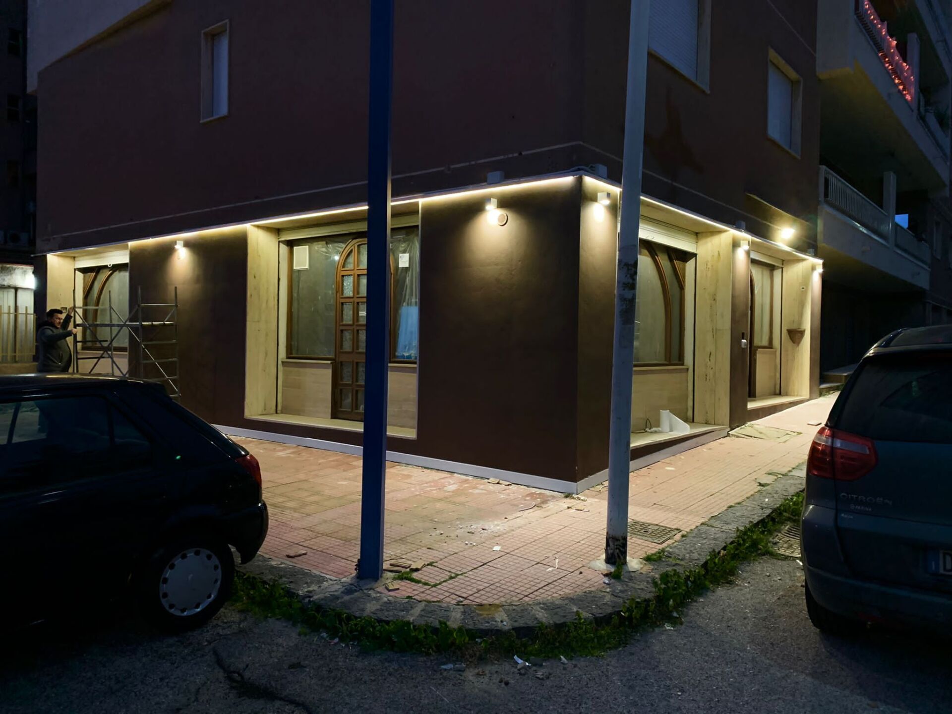 Esterno notte Maninpasta