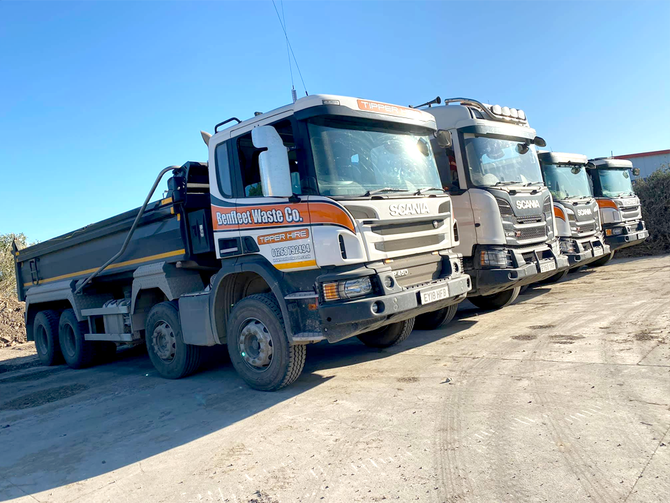 Benfleet Waste skip hire trucks