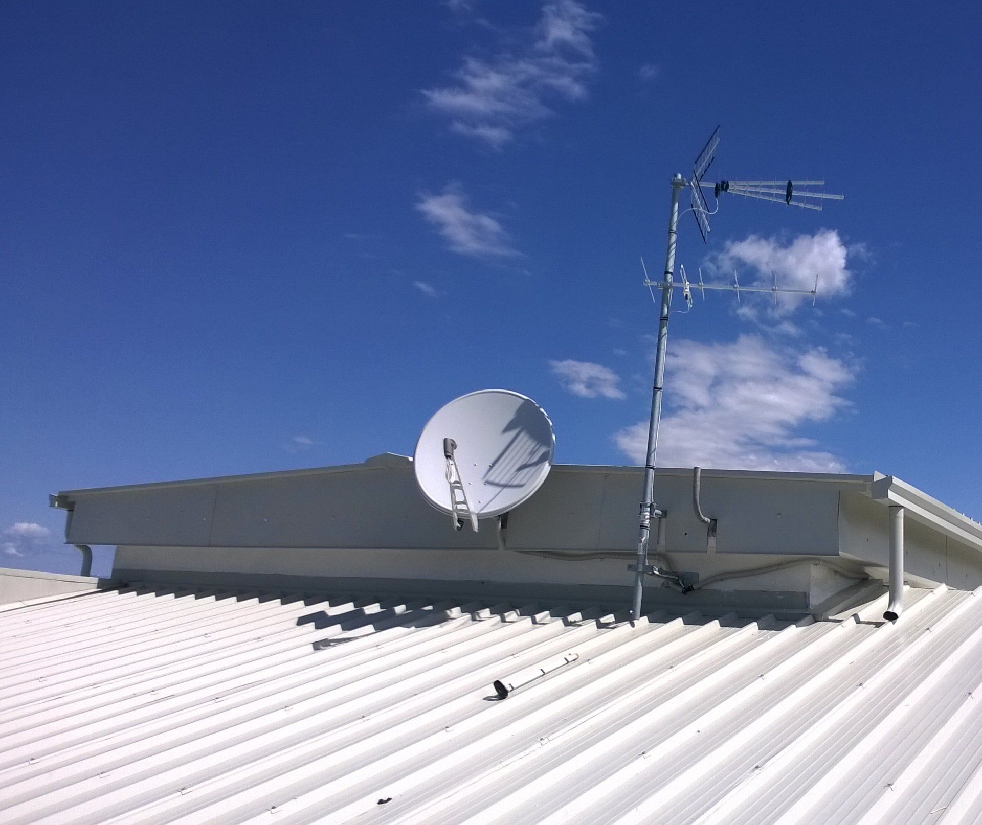 installazione parabola sul tetto