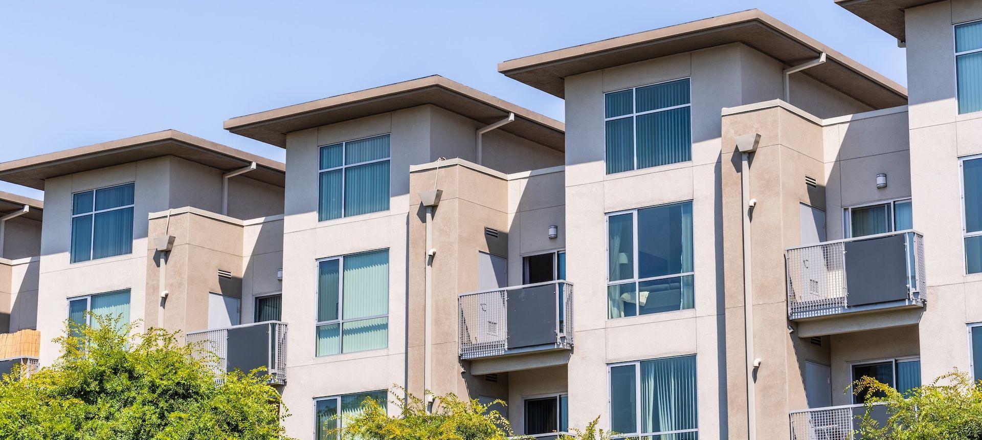 California Balcony Laws - Senate Bill 326 and Senate Bill 721 – Why the Timing Is Critical Now. Multi family homes with balconies