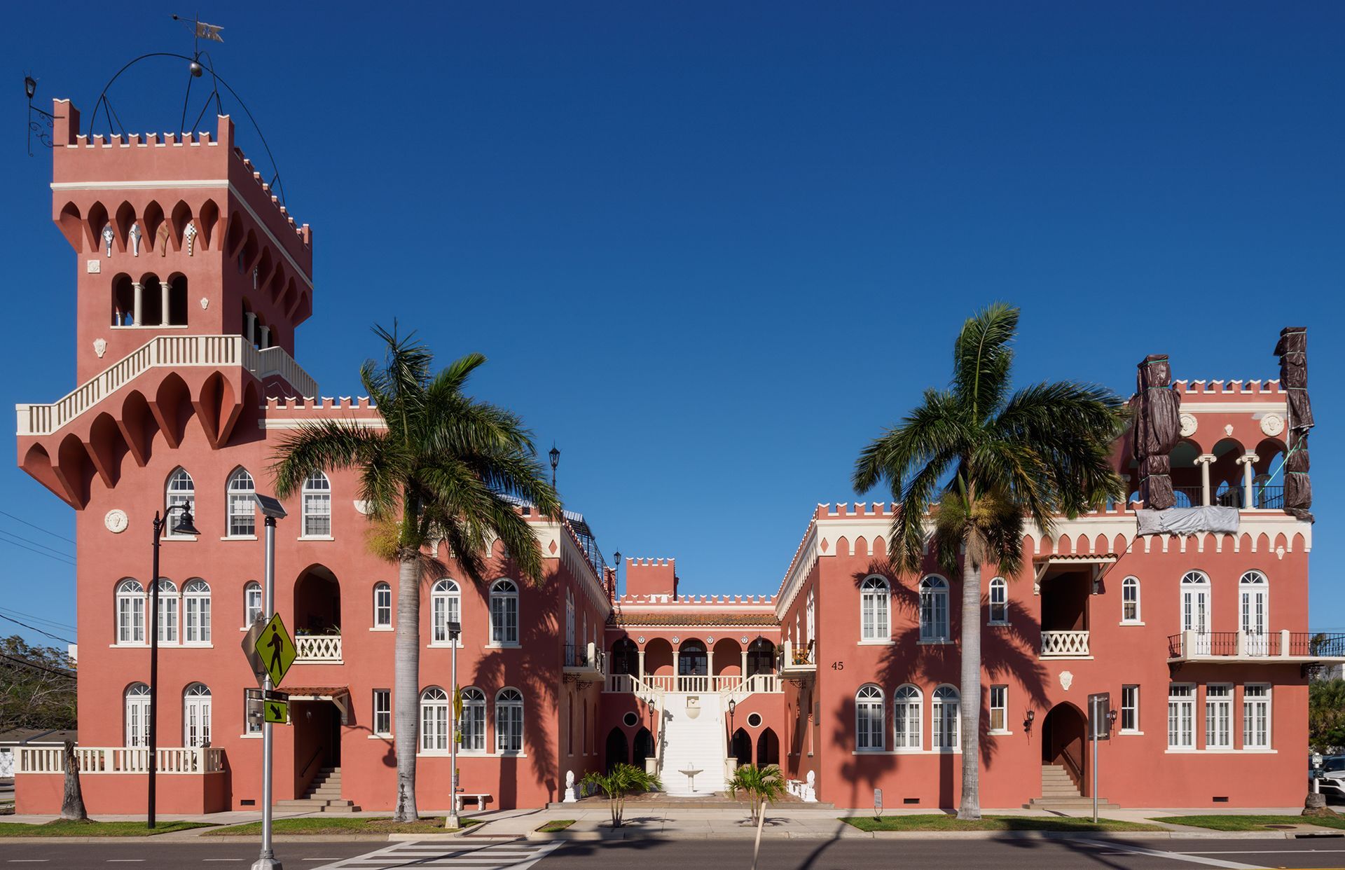 Photo of the courtyard area of a building, seen from across the street