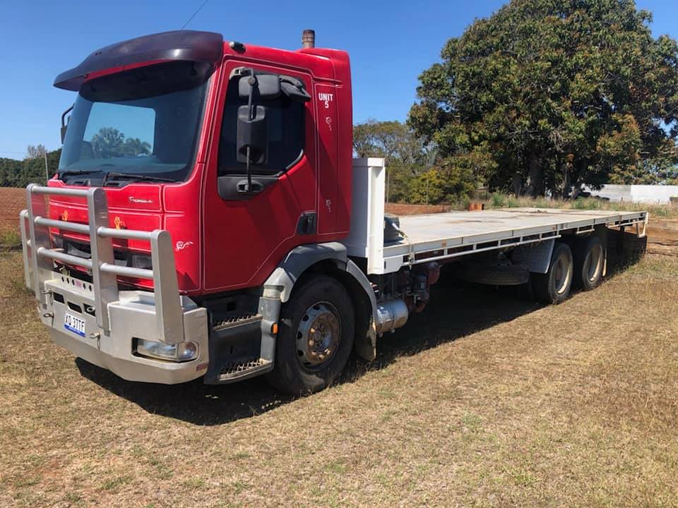 White Cars — Bundaberg Auction Centre in Gooburrum, QLD