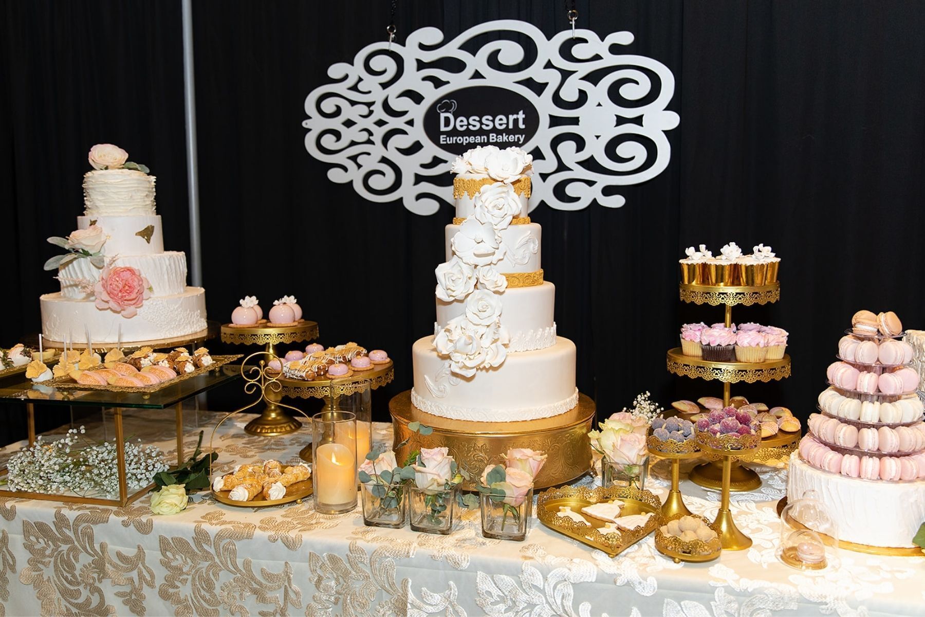 sunrise bakery booth and wedding cake at modesto bridal show at modesto centre plaza