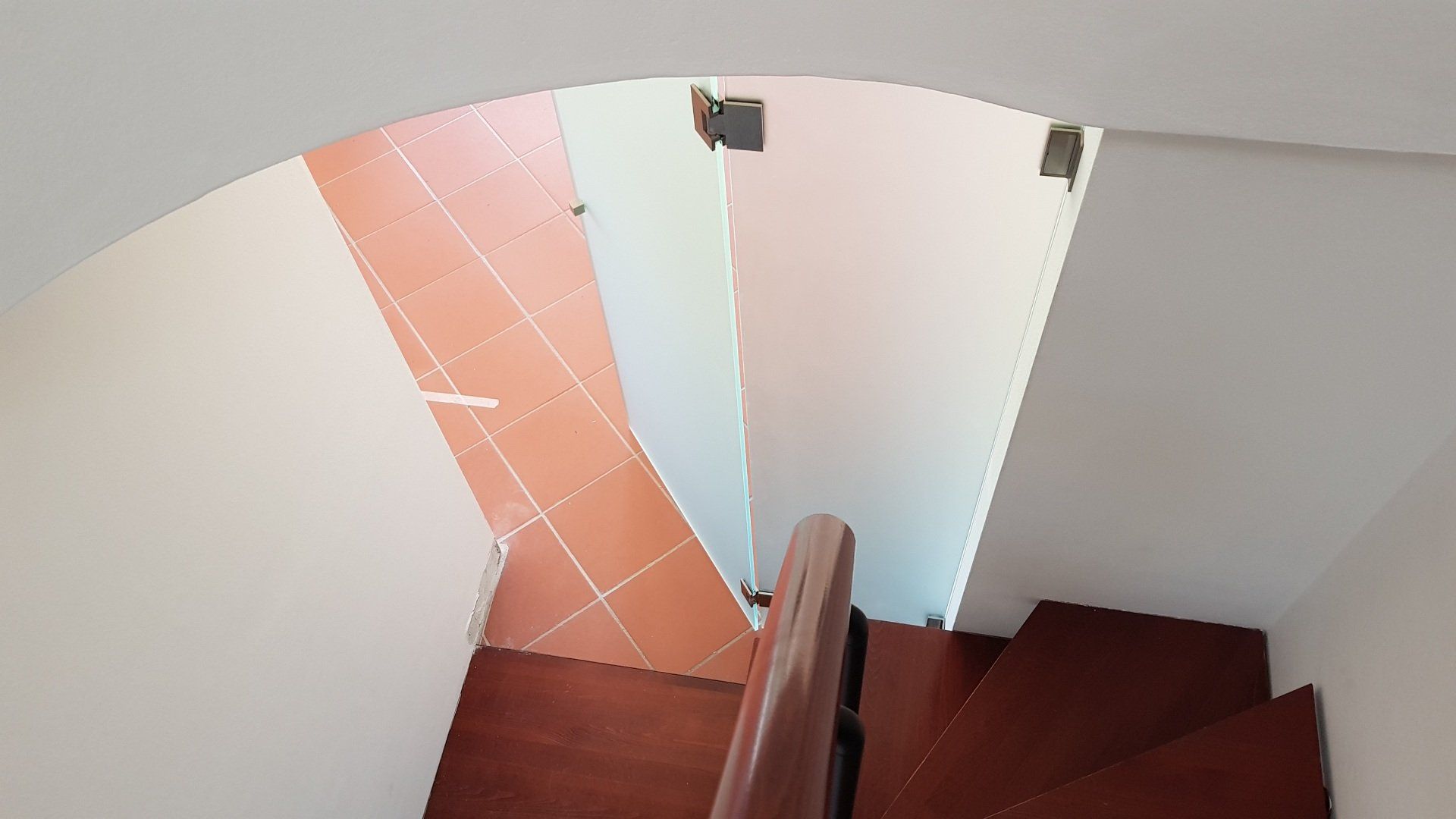 Scala e pavimento in cotto