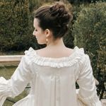 18th-century themed elopement at sunrise at Seteais Palace in Sintra - Bride seen from behind wearing a self-made 18th-century wedding dress and an elegant updo.