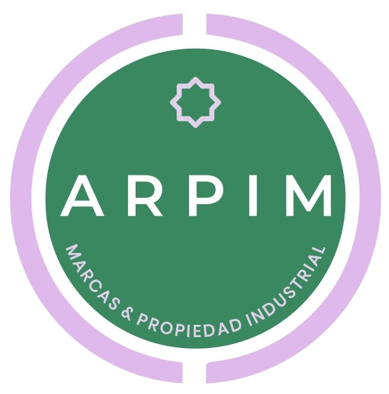 Logotipo de ARPIM con círculo verde, anillo morado y texto “Marcas & Propiedad Industrial”.