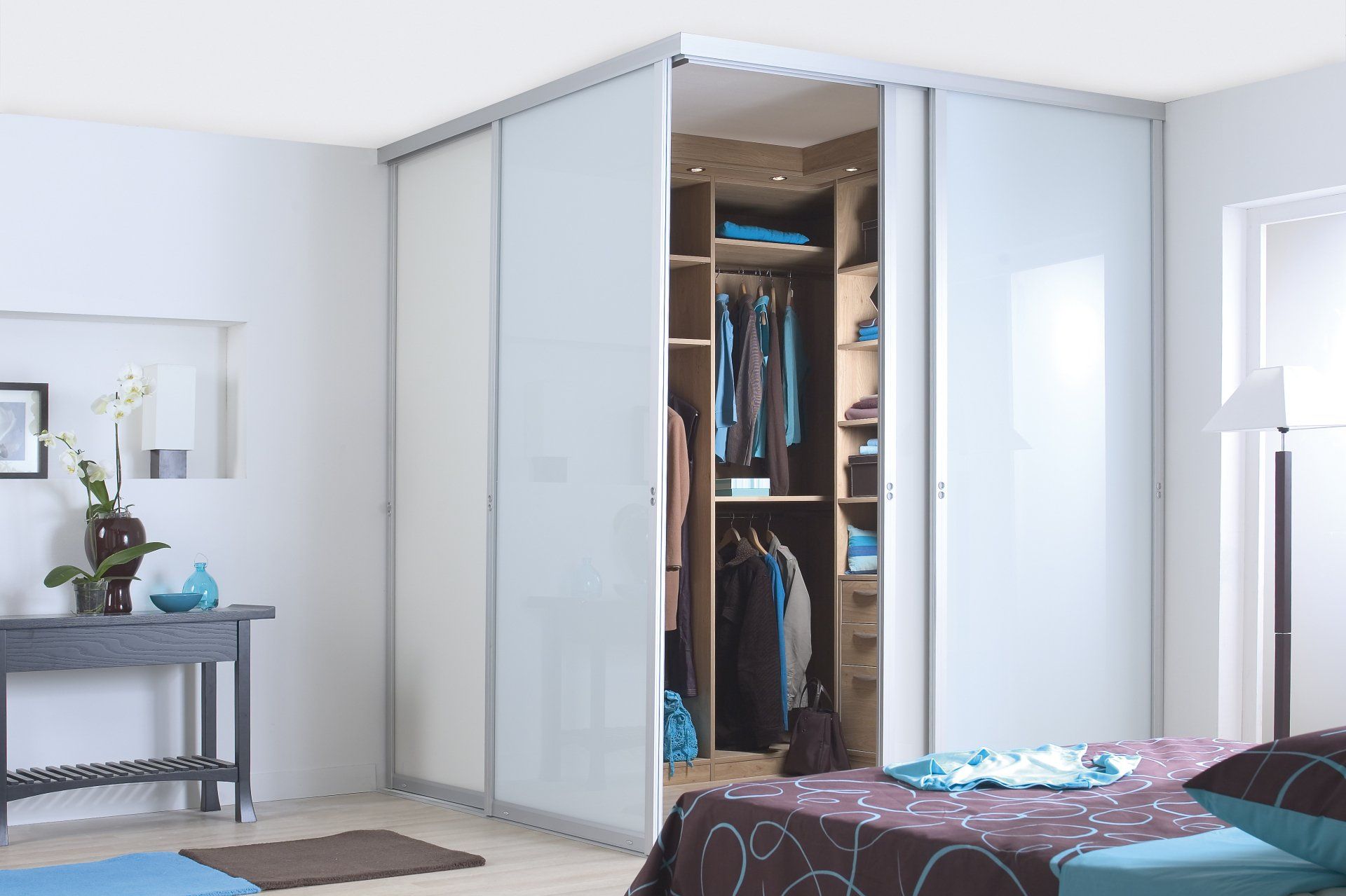 walk in wardrobe doors Sheffield 4