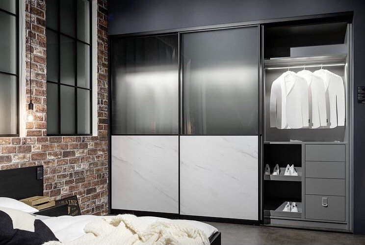 sliding wardrobe doors Sheffield 7