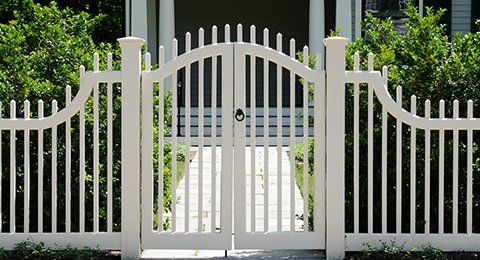 White Fence — Polk County, FL — R & S Fence Company