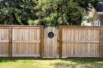 Backyard Door — Polk County, FL — R & S Fence Company