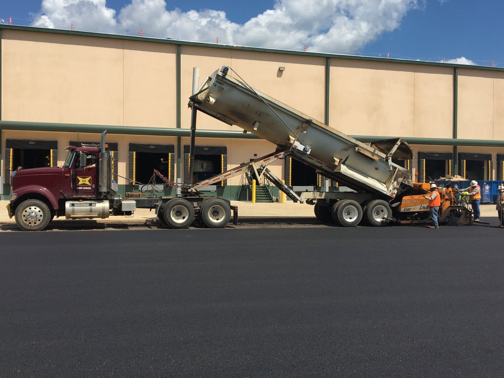 Asphalt Pavement Installation — Judson, TX — W.R. Welborn & Son Inc.