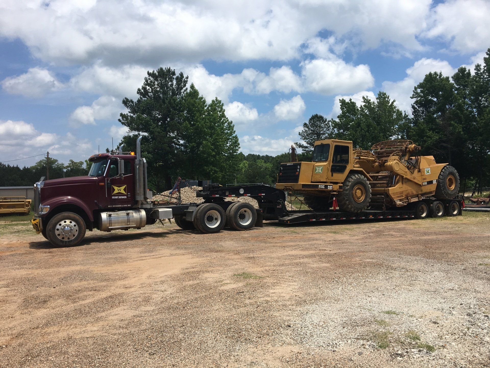 Trailer Truck — Judson, TX — W.R. Welborn & Son Inc.
