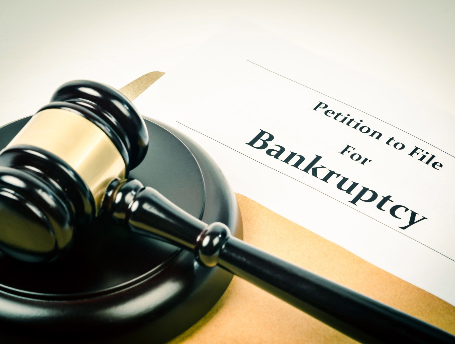Bankruptcy Paper And Gavel — Fairlawn, OH — Susan Lax Law Office Bankruptcy Paper And Gavel — Fairlawn, OH — Susan Lax Law Office