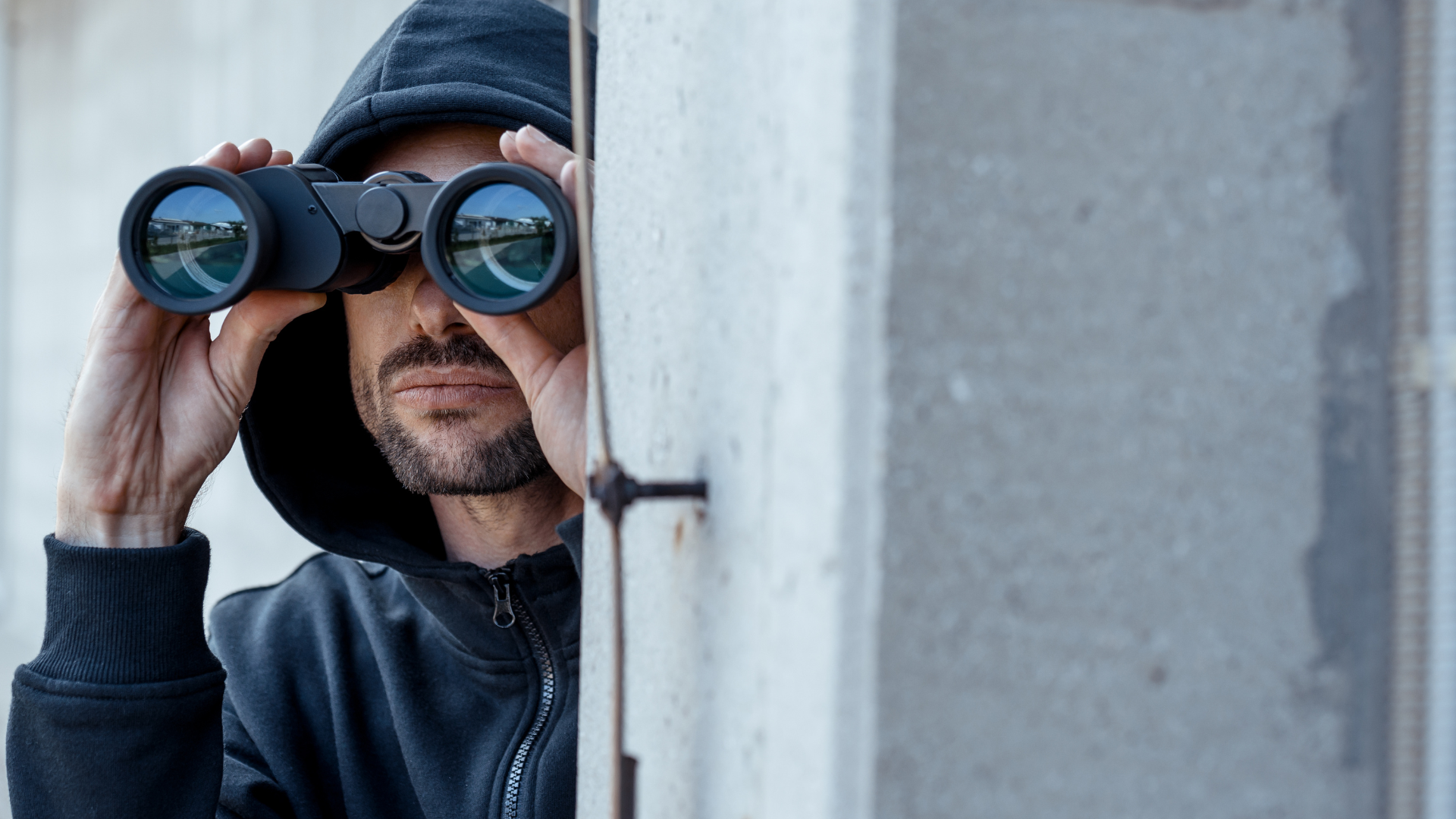 Private Investigator in Roanoke, VA performs surveillance