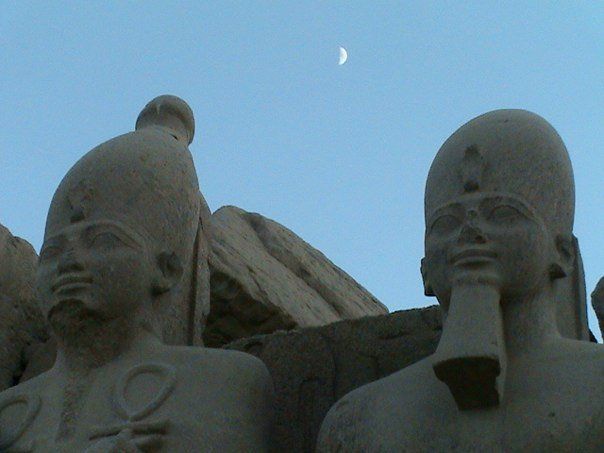 A statue of a man with the letter o on his chest