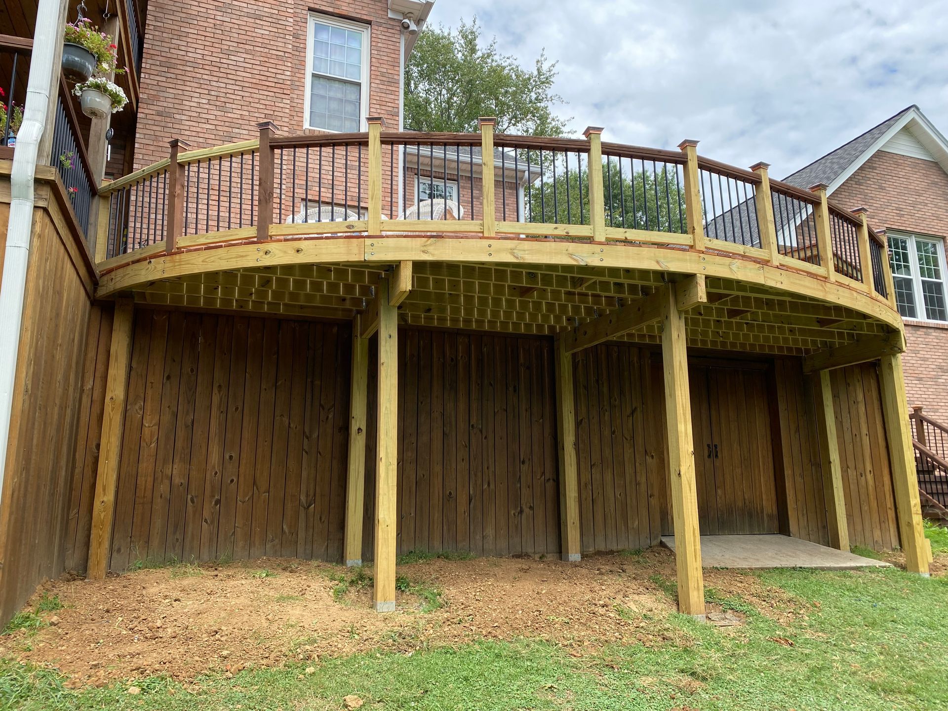 custom round deck with tiger wood mt juliet
