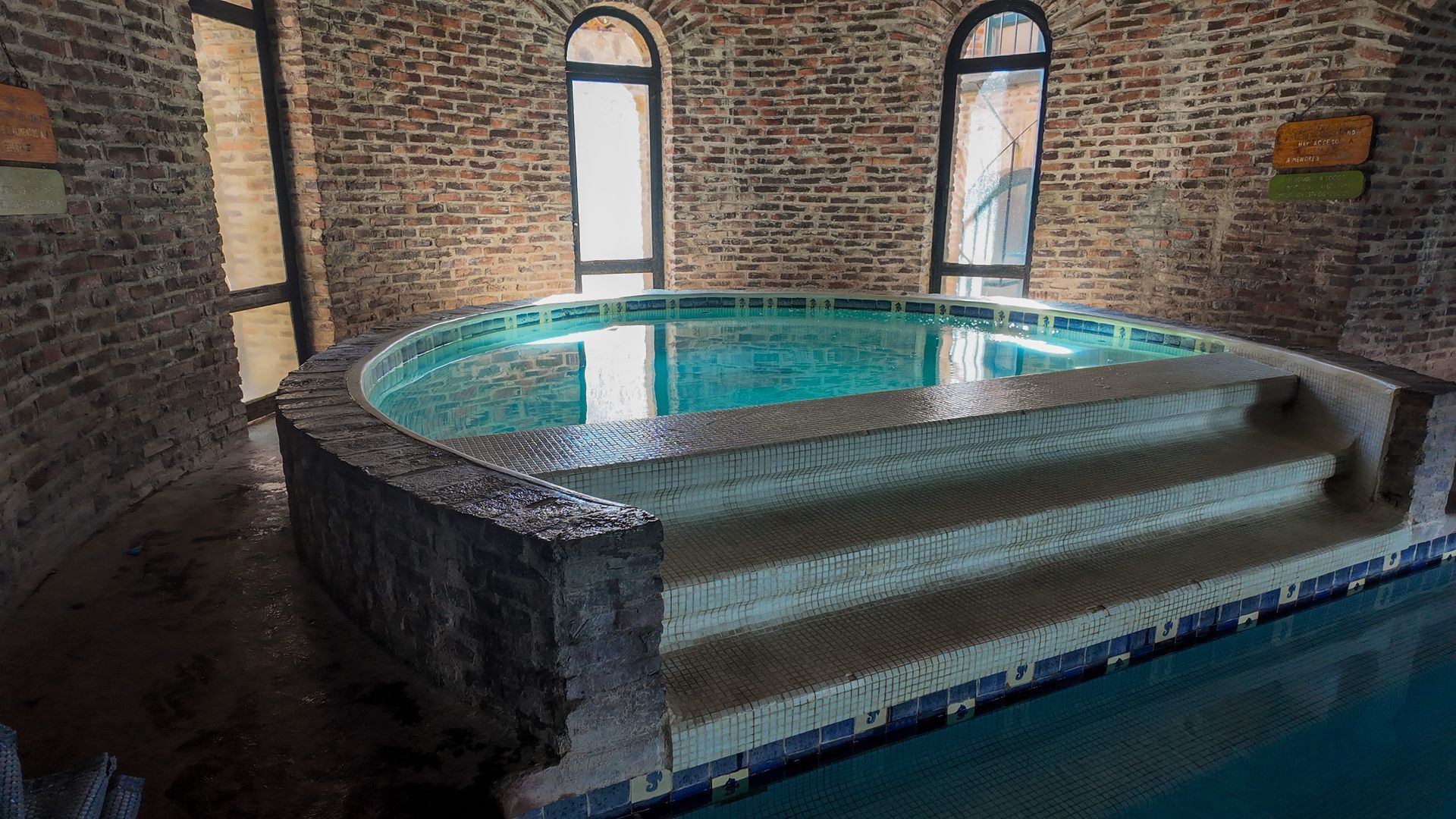 jacuzzi techado y climatizado en hotel de valle de bravo