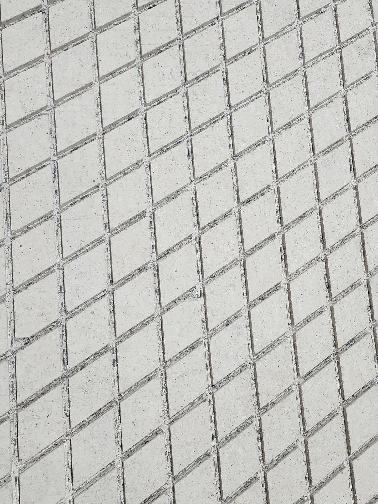 Non slip farm flooring