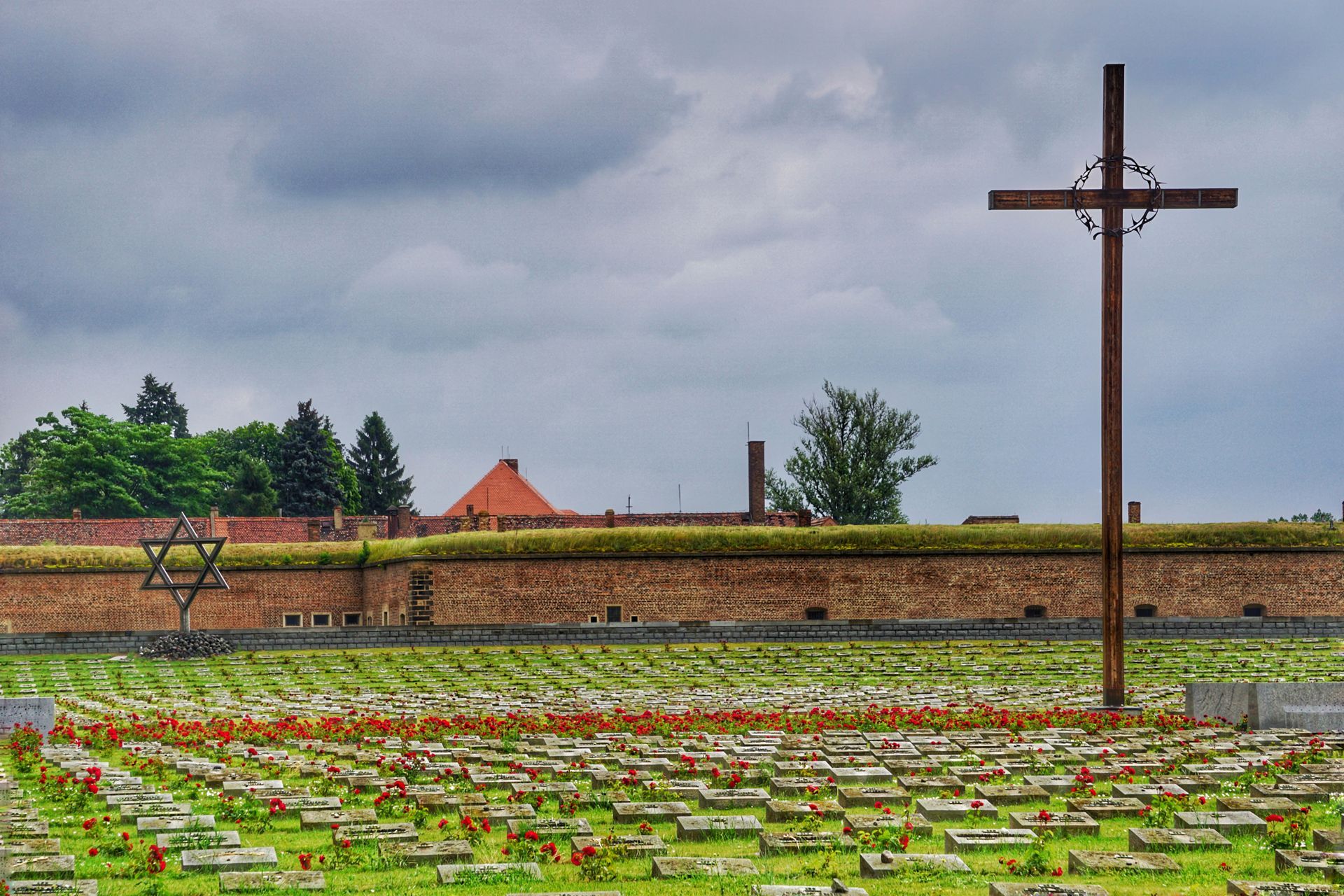 Private Holocaust memorial tour at Terezin with expert historical commentary