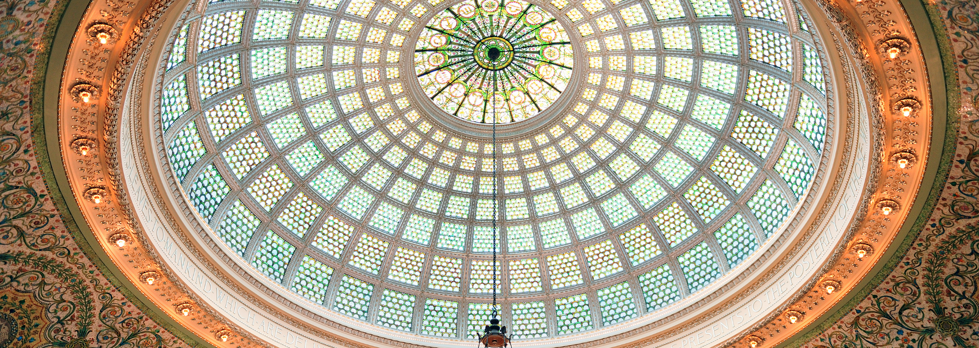 Picture of The Tiffany Dome at the Chicago Cultural Center 
