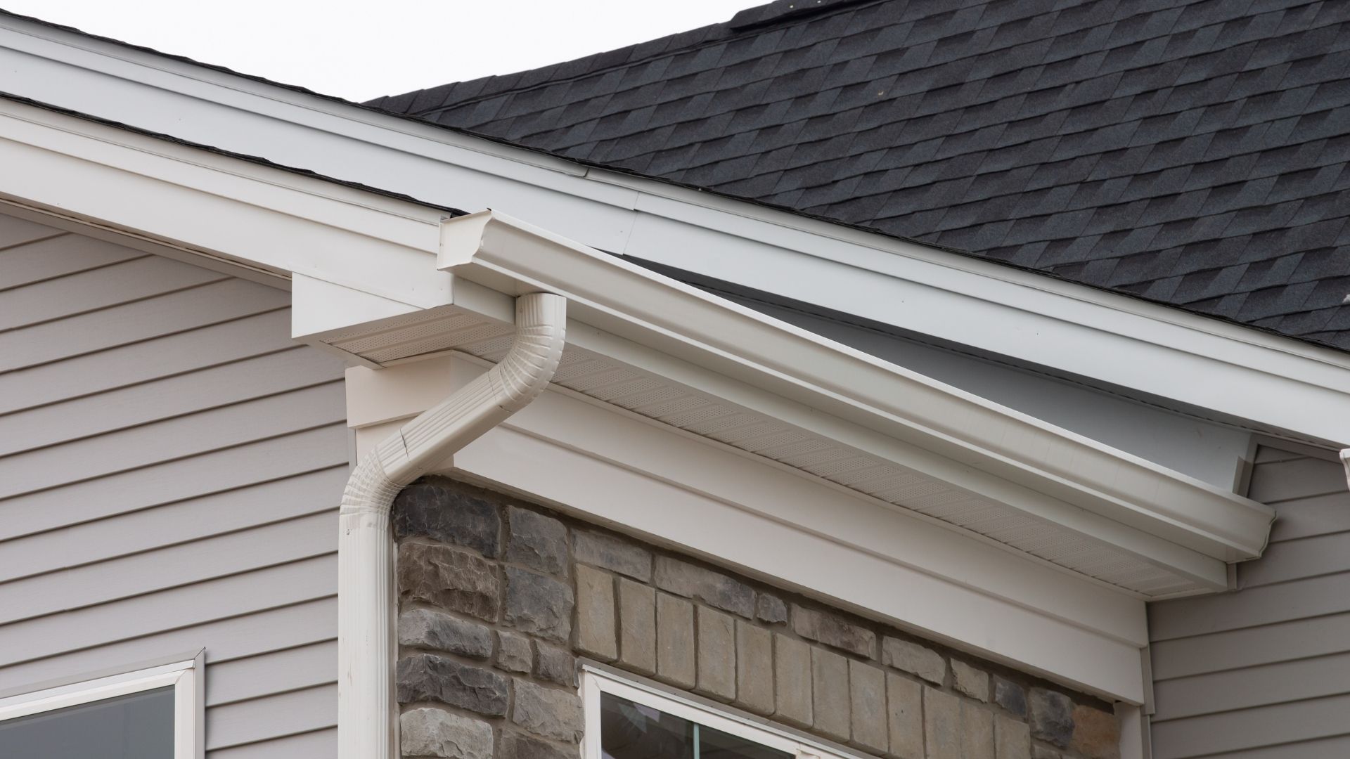 Time to give your roofline a new lease of life? Discover the many benefits of uPVC soffits 
