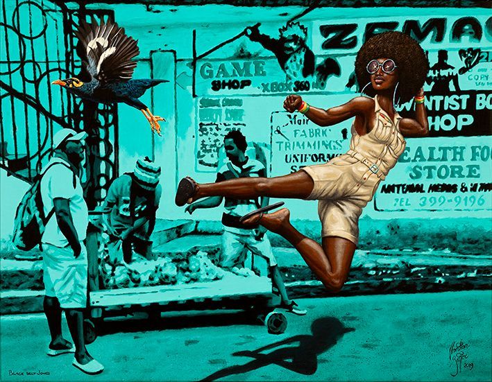 svart kvinna gör karatespark