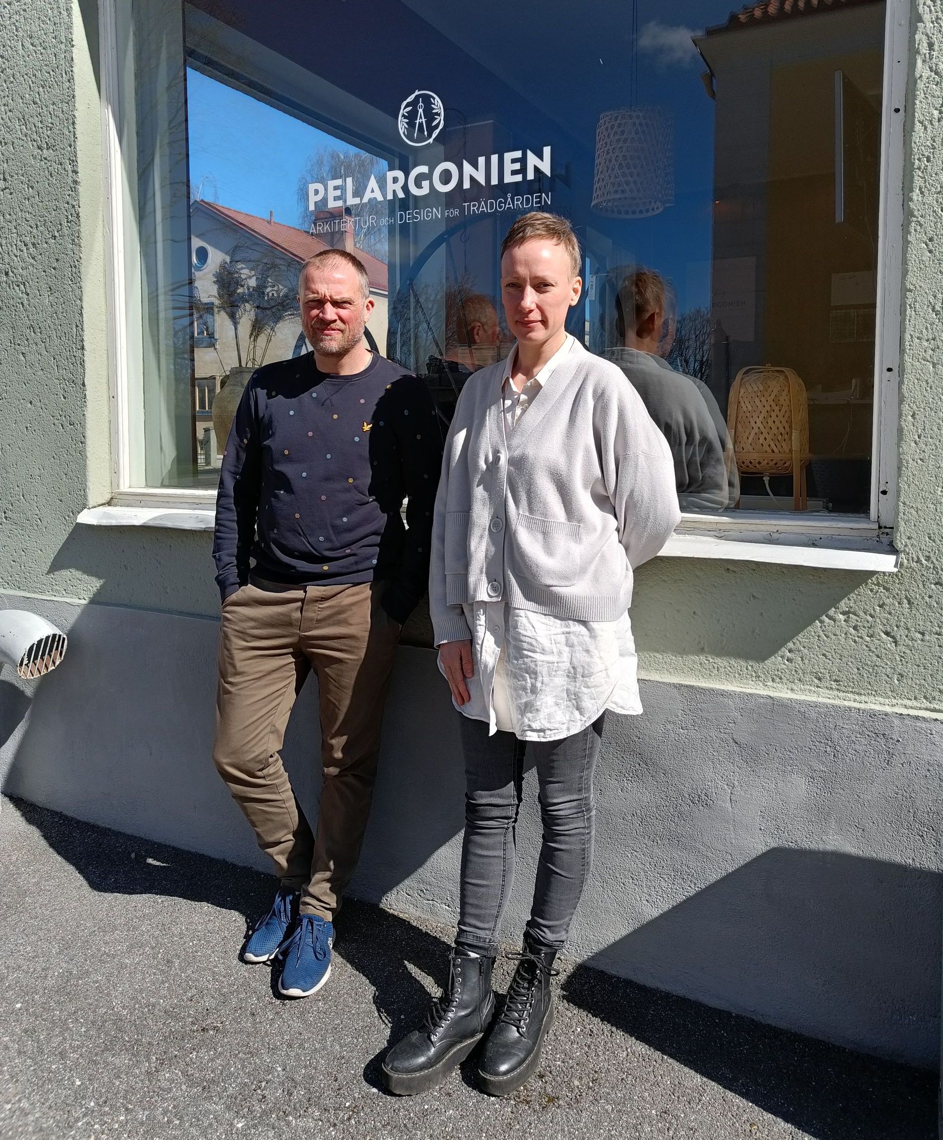 Pelargonien och duon Johan Anderssson och Kersti Liss Nadjalin