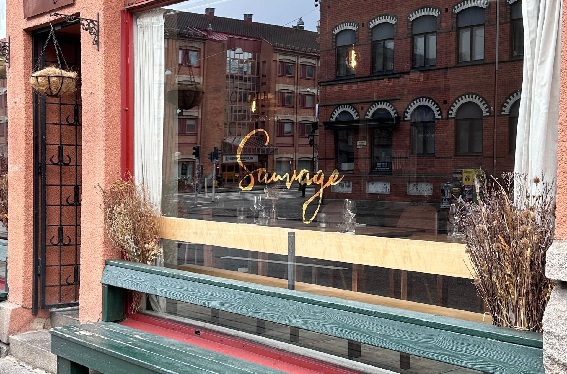 fönsterteckning, Savage