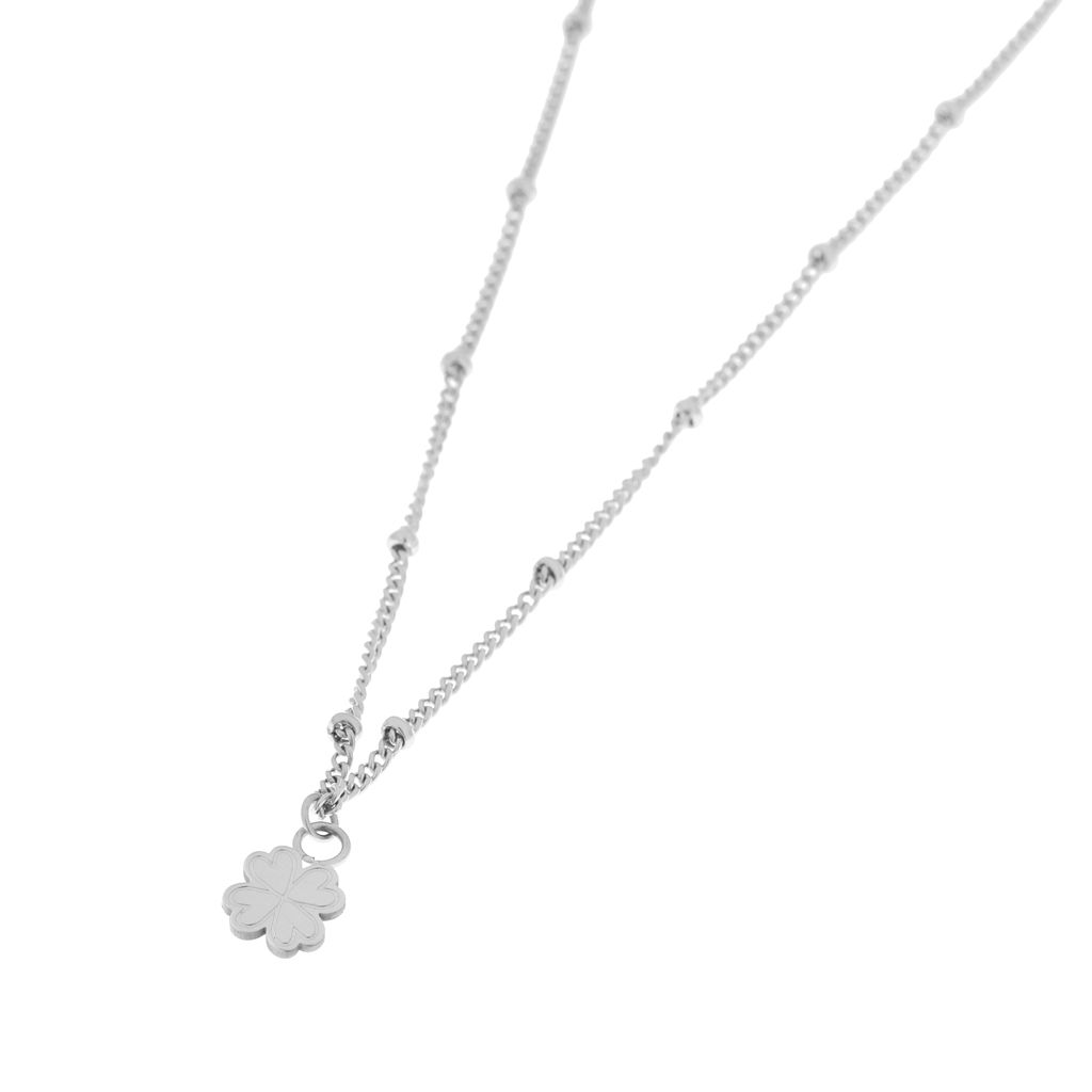 Lucky clover necklace