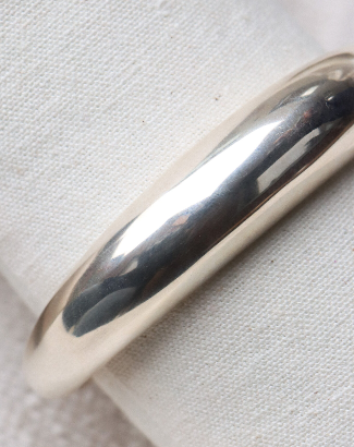 Classy bangle silver