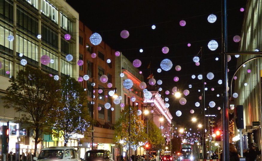 London Taxi Tour green electric taxi.