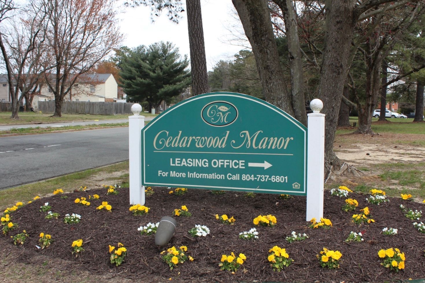 cedarwood manor sign