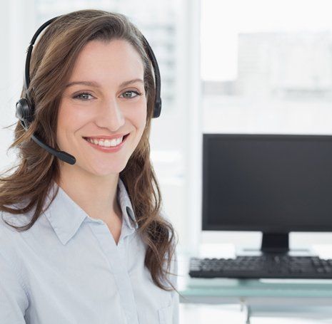24-hour Answering Services — Agent with Headset in  Las Vegas, NV