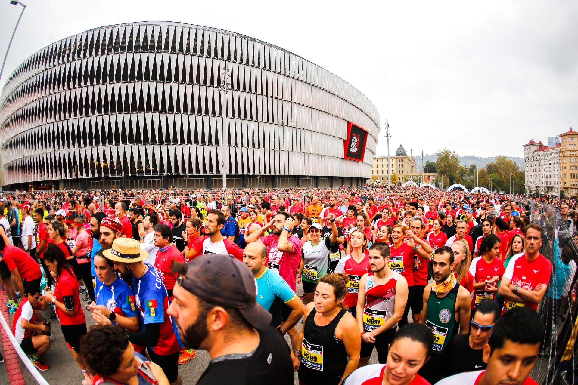 FOTOS · TotalEnergies Bilbao Night Marathon