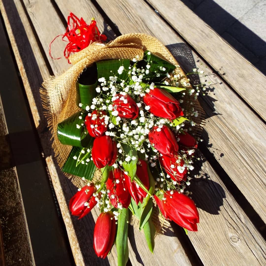 composizione floreale per occasioni speciali