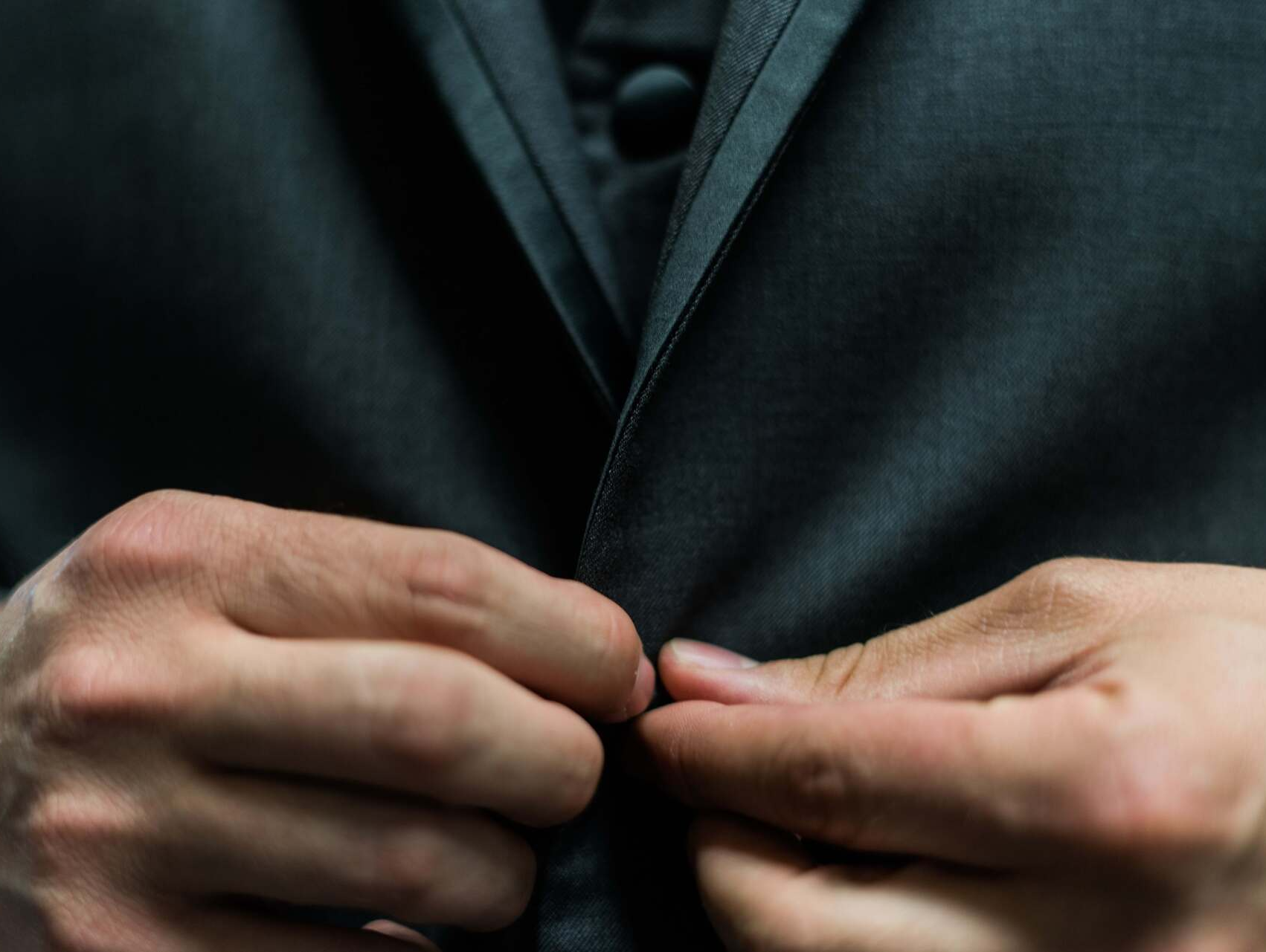 Clothes to wear at a funeral etiquette