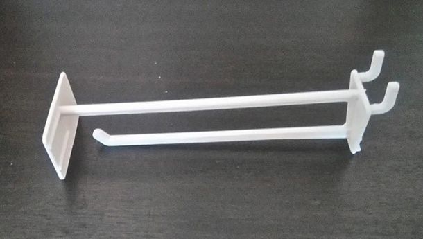 DISPLACE PERFILES Y PLASTICOS