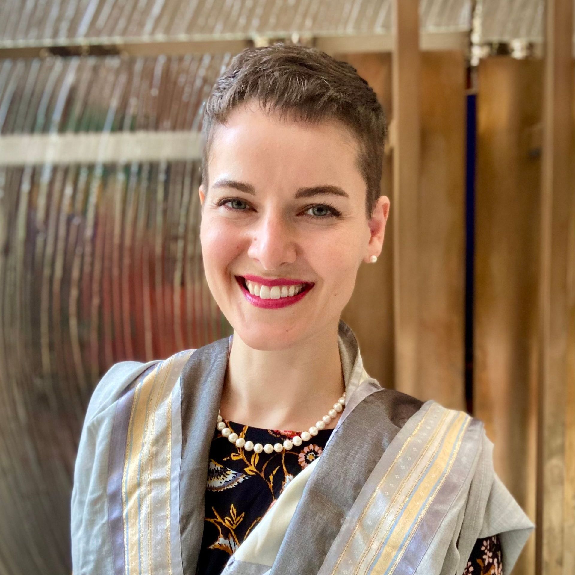 Headshot of Rabbi Hannah Estrin
