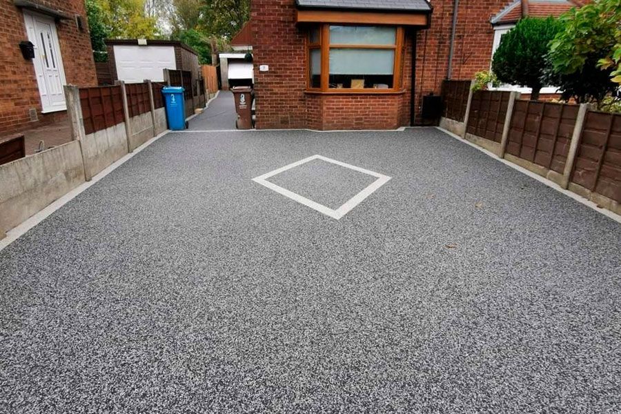 Diamond shape on a resin driveway.