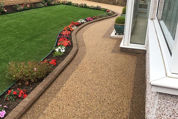 Resin pathway installation in Bristol.