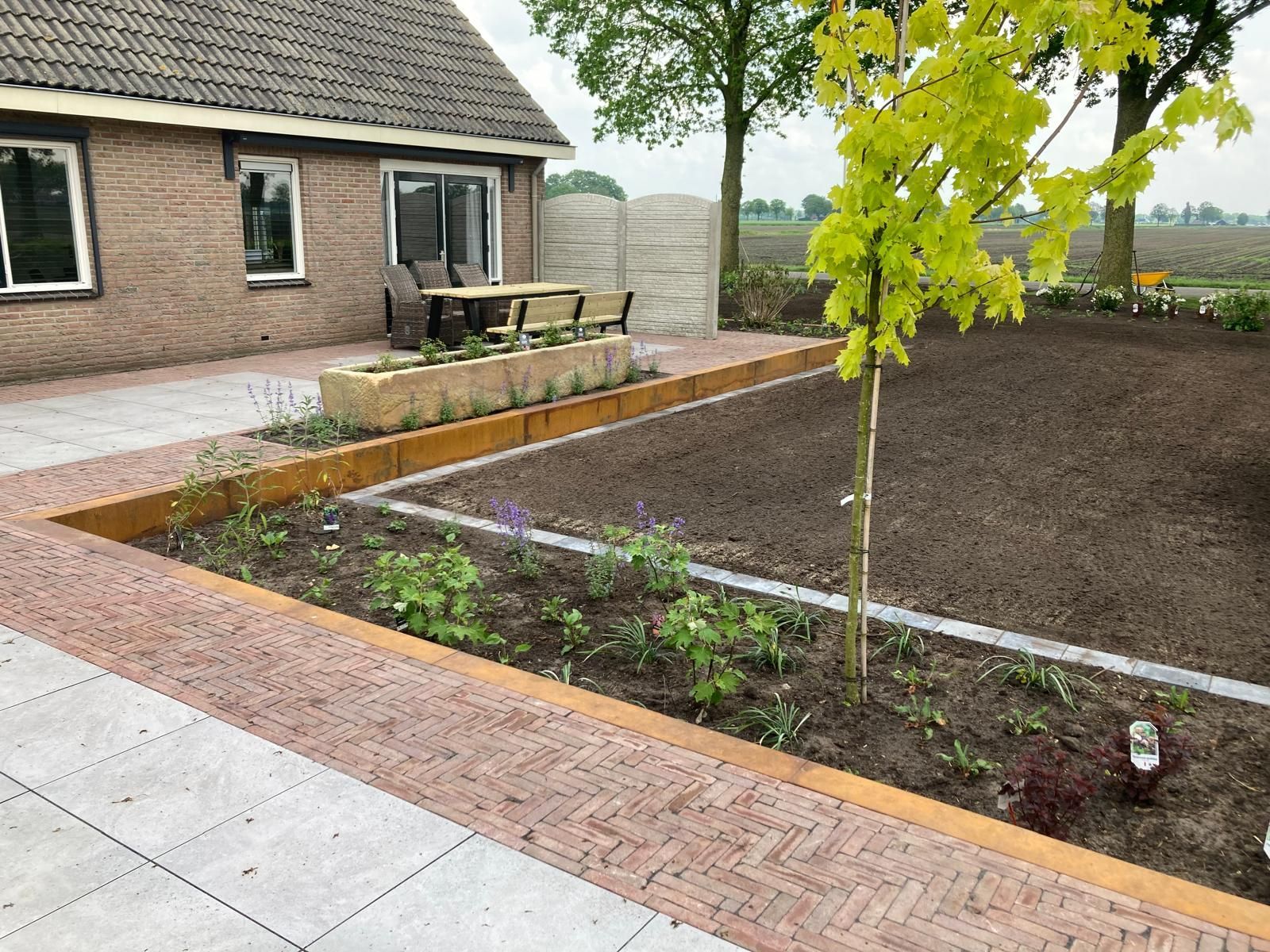 Tuinaanleg in Heemserveen