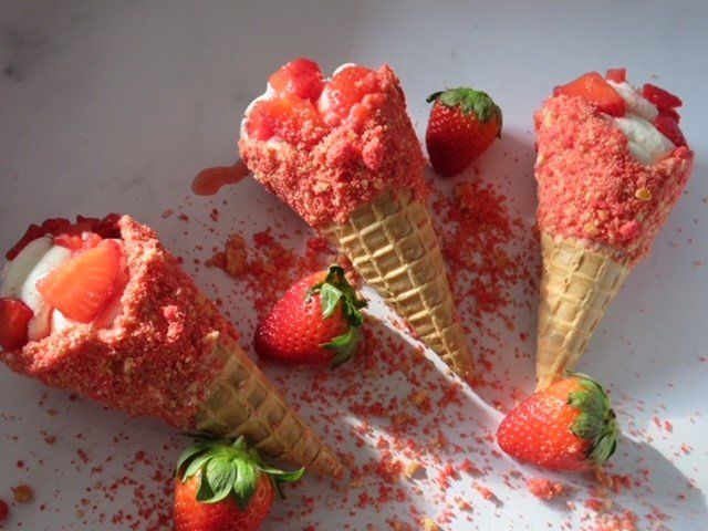 strawberry shortcake cones with fresh strawberries