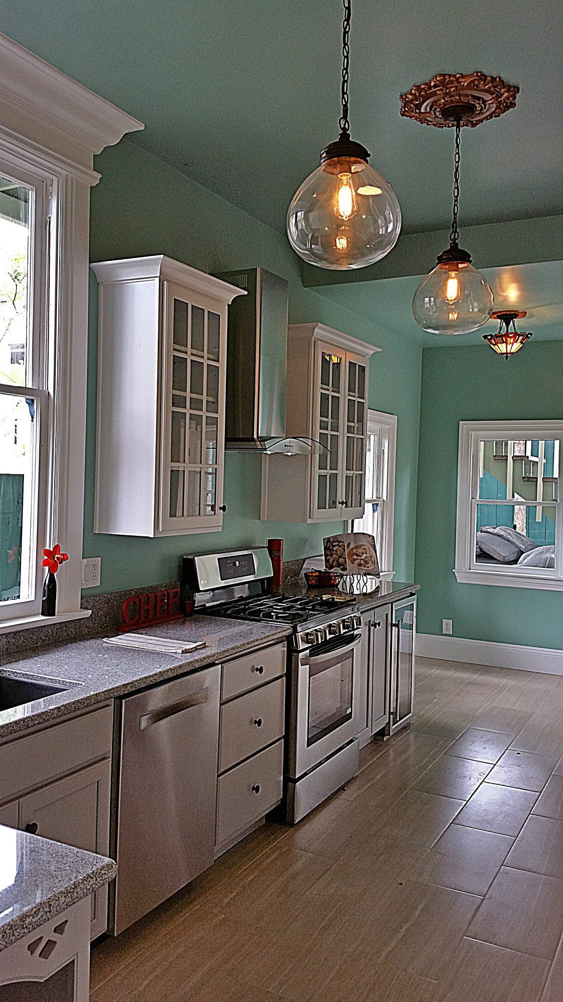 A Green Kitchen - San Diego, CA - Acadia Design & Construction