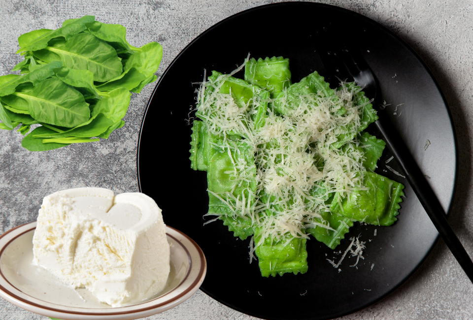 Sorrentino de Espinafre e Ricota ao creme Gongorzola